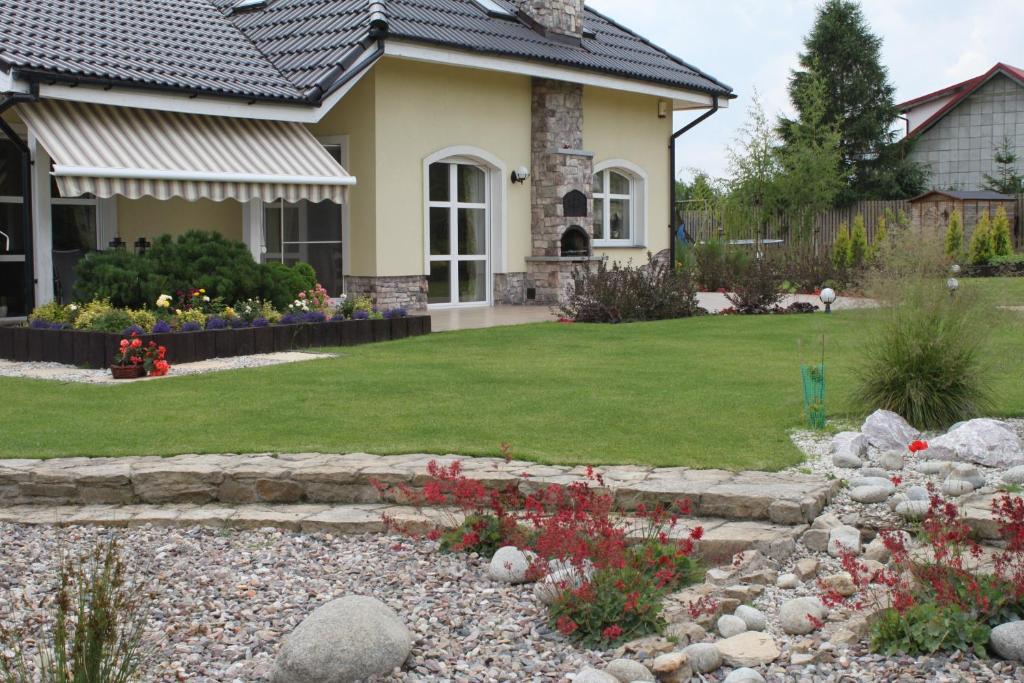 B&B Kamelia Komorniki  Extérieur photo